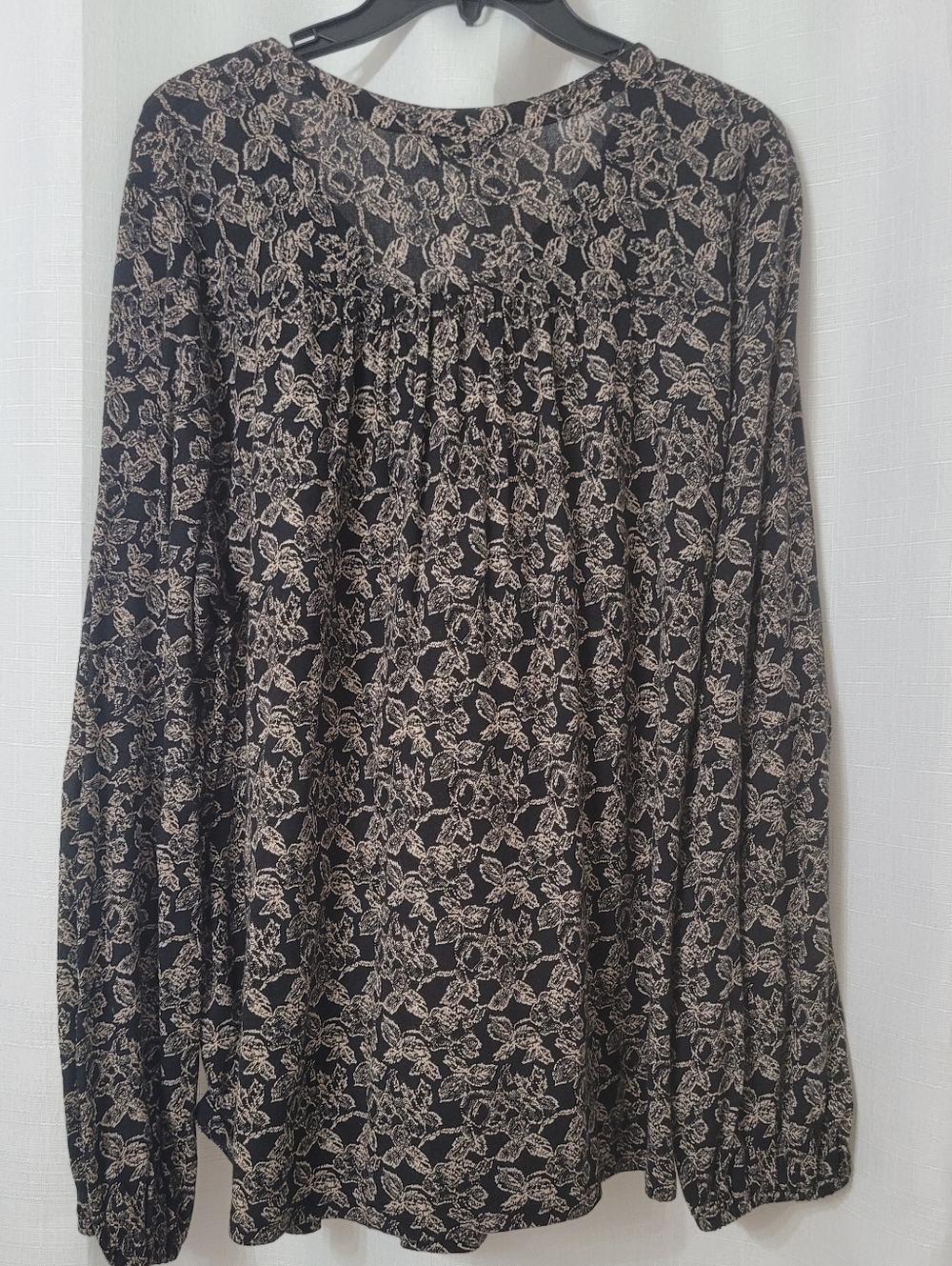Lucky Brand Black and Cream Floral Boho Peasant Top 1X - Picture 6 of 8